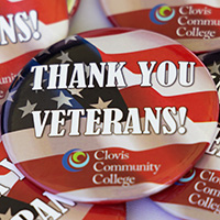 Pins that say "Thank you veterans!"