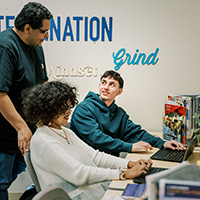 Students receiving help in the transfer center